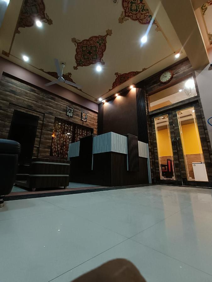 Hotel Subham Residency And Restaurant 비카네르 외부 사진