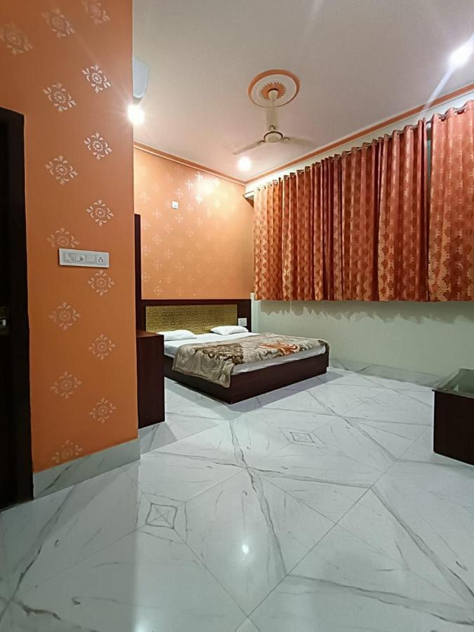 Hotel Subham Residency And Restaurant 비카네르 외부 사진